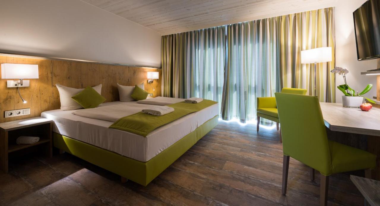 Oho Rooms Herrenberg Digital Access Only Gaufelden Ngoại thất bức ảnh